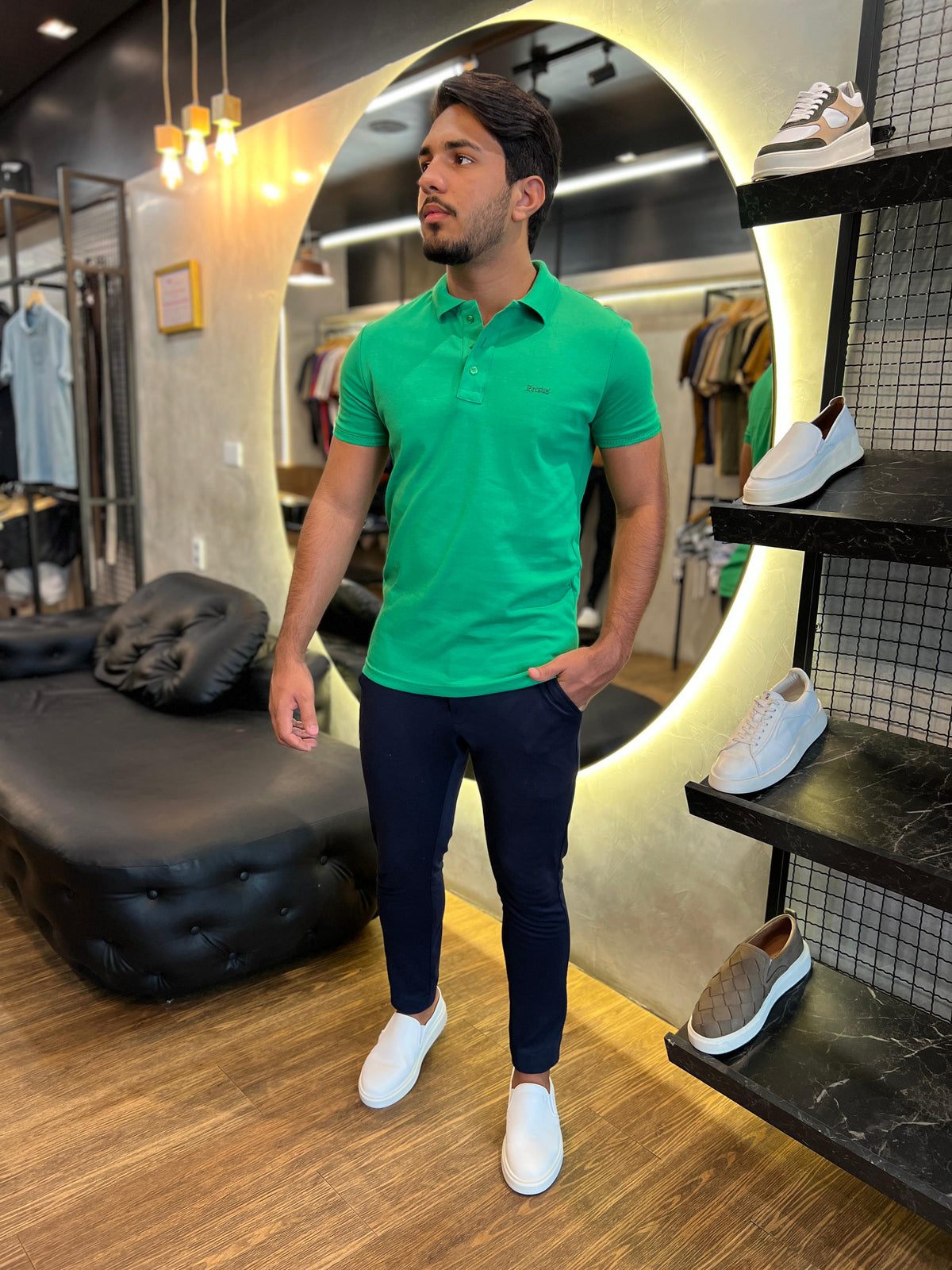 Camisa gola polo Zetsus no tecido Suedine verde